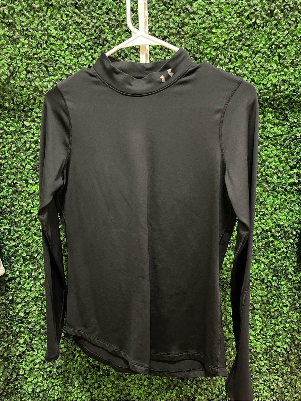 Under Armour Black Women’s Long Sleeve Mock Neck Performance Top